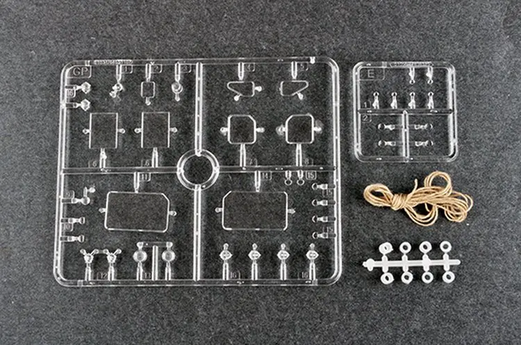 Trumpeter 01055 1/35 M983A2 гемтт трактор с M870A1 полуприцеп-весы модельный комплект