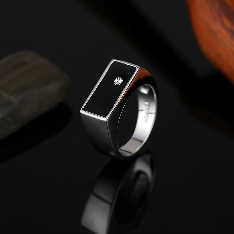 

2018 Vintage Engagement Square Black Painted Rhinestone Finger Ring Women/Men Zinc Alloy Punk Love Jewelry