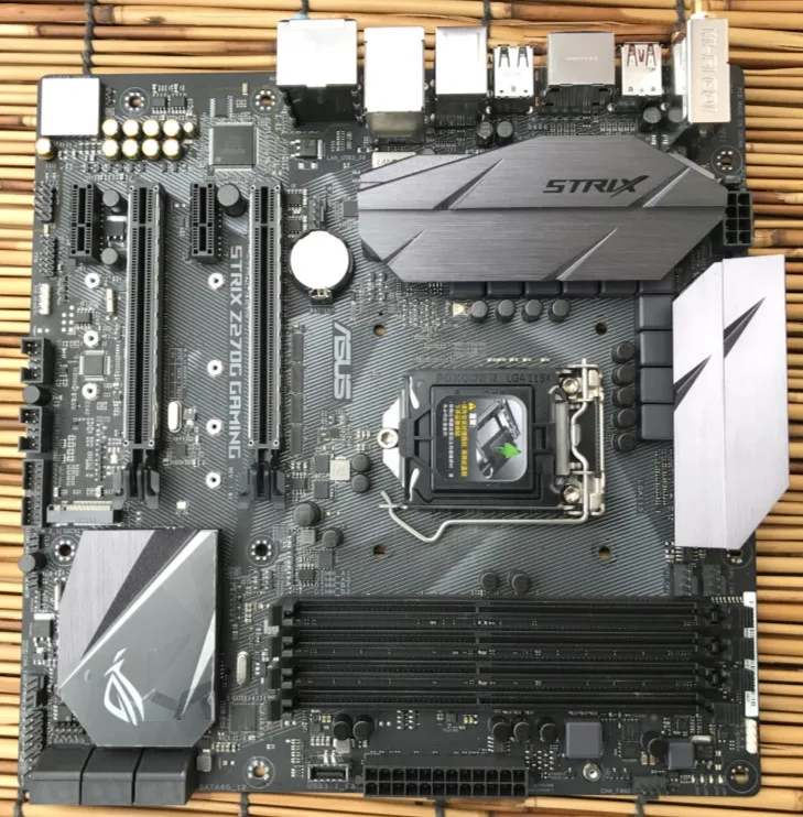 

Asus ROG STRIX Z270G GAMING Player ROG Raptor Motherboard MATX motherboard used 90%new