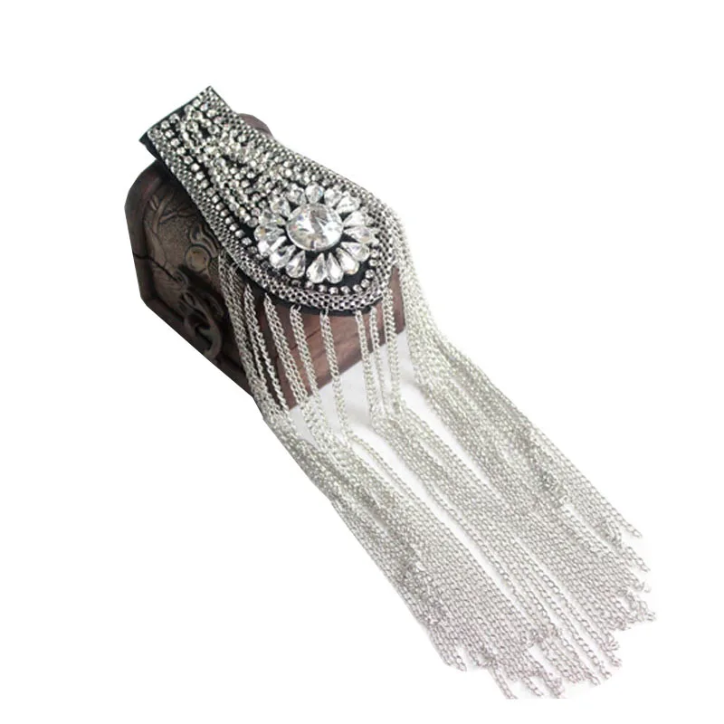 

Rhinestones Handmade Fashion Tassel Chain Shoulder Board Badges Applique Metal Epaulette Military Pin on Brooch Medal