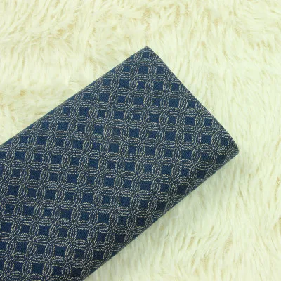 Половина двора японский темно-синий Принт утолщаются хлопчатобумажная ткань, ручной работы DIY лоскутное рот Золотая посылка мешок ткань A828 - Цвет: color 2