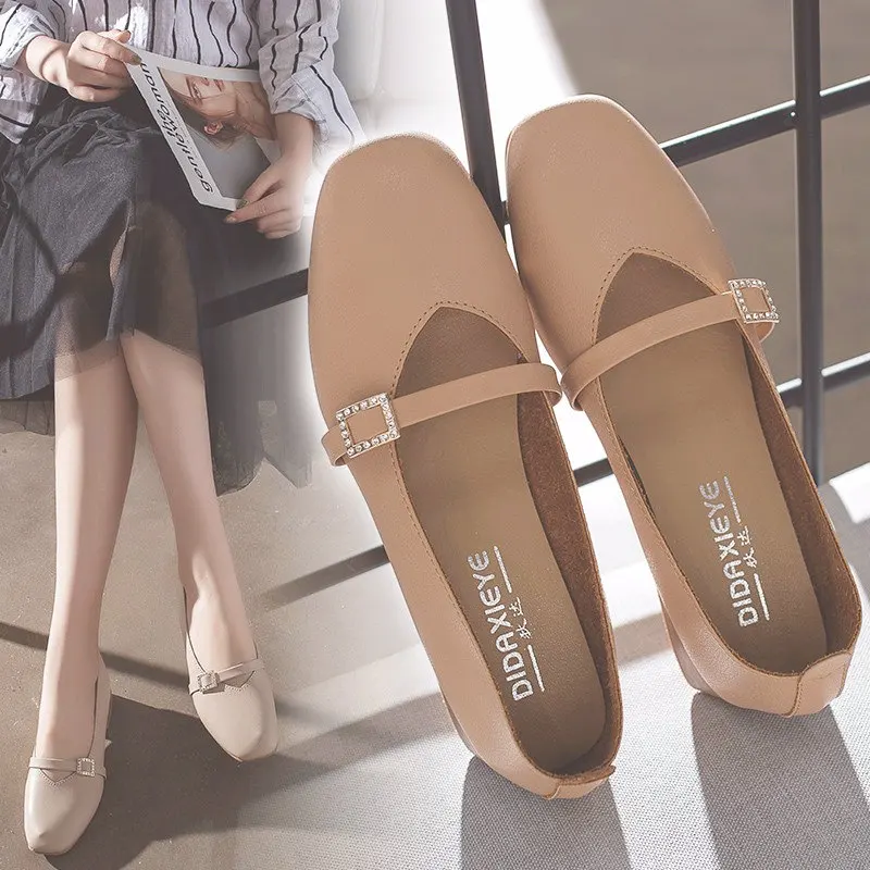 

2019 new square head thick with the middle of the retro grandma shoes one word buckle single shoes Korean women's shoes