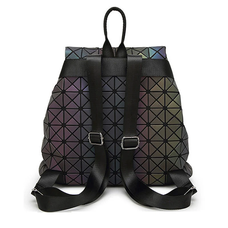 Women Geometric Backpack Luminous Female Evening Bag Diamond Sequins PU Laser Back Pack Lady Casual Plaid Baobao Mochila BP0232 (3)