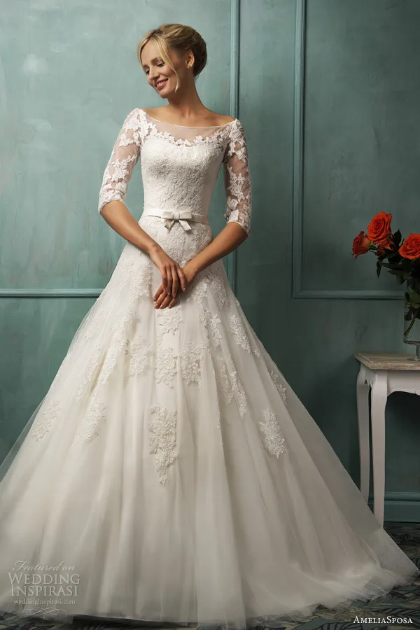 Off-the-плечи кружева аппликации с открытой спиной бальное платье свадебное платье с рукавами