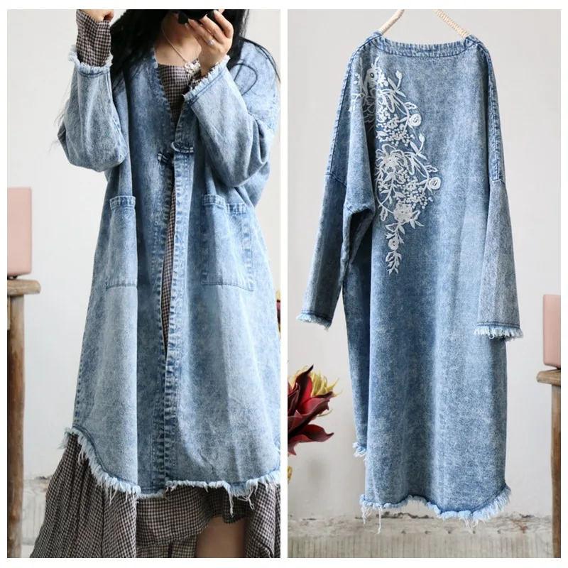 

Women Loose Embroidered Loose Trench Coat Ladies Denim Outerwear Ladies Denim Overcoat Female Vintage Ripped Cuffs Coat 2019