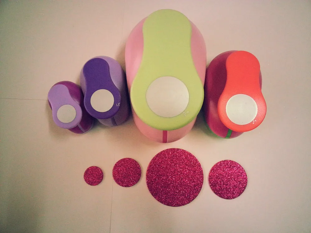 

free shipping 4pcs circle design craft punch eva foam punch with 4 size(3"+2"+1.5"+1") round paper punch for scrapbook puncher