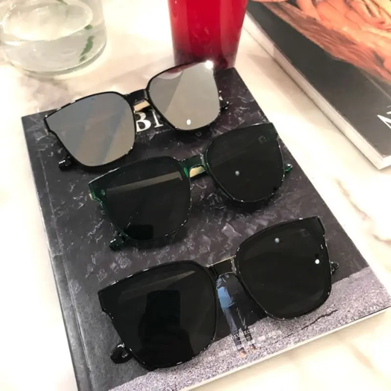 

Oversized square Sunglasses Women Brand Designer Luxury Fashion Eyeglasses Big Shades Sun Glasses Retro Zonnebril Dames
