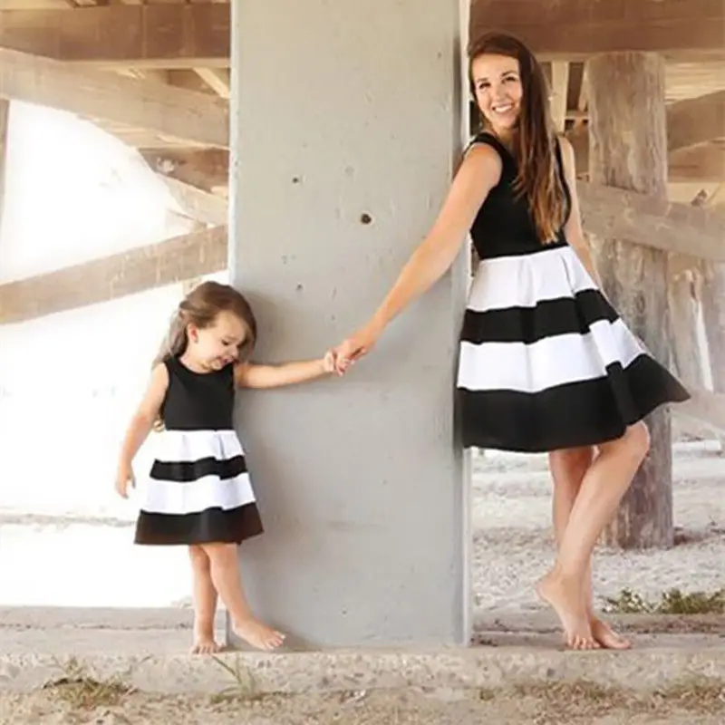 

2018 Fashion Striped Family Matching Dress Mother Daughter Women Girls Maxi Patchwork Dresses