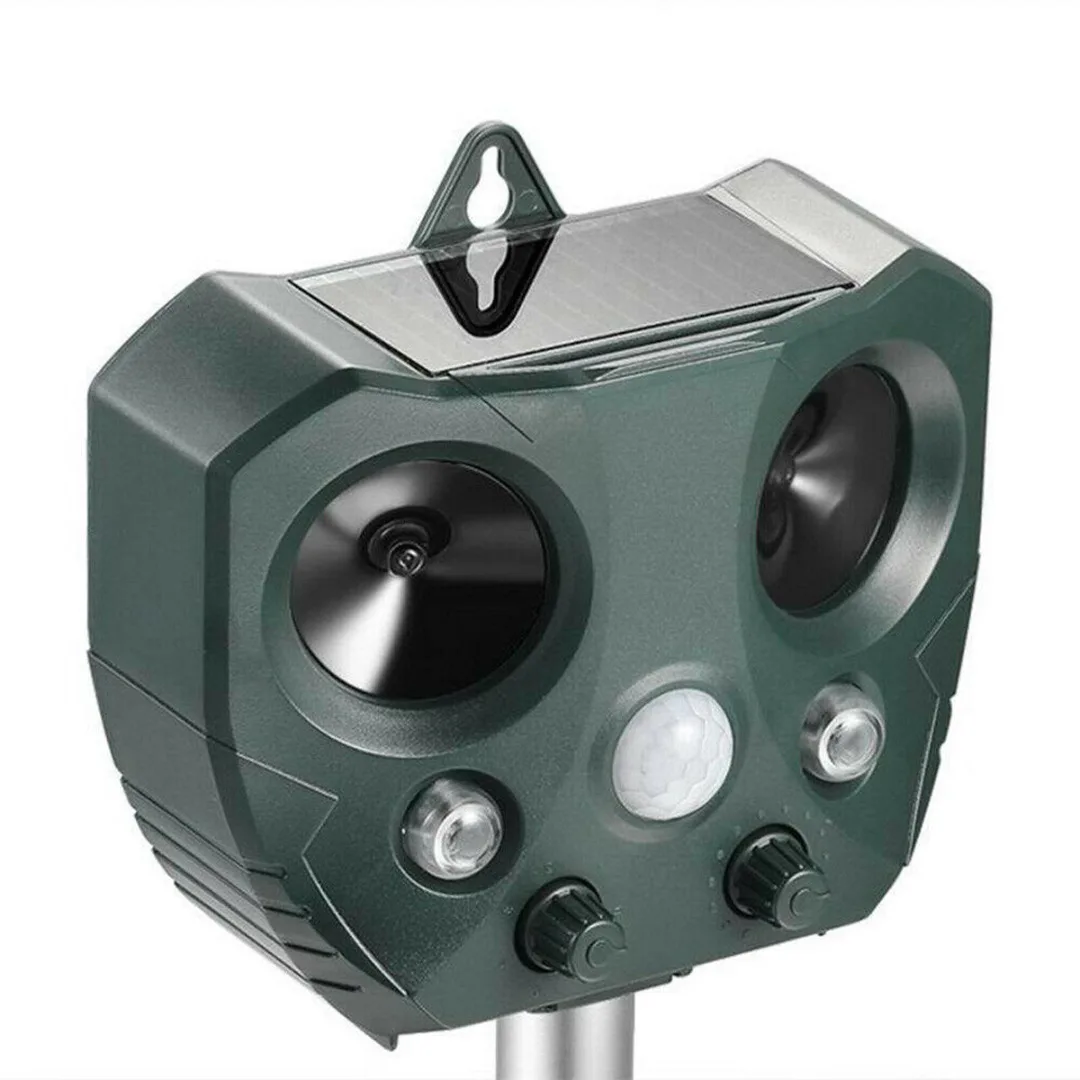 1/2pcs Ultrasonic Cat Dog Fox Pest Battery Repeller Deterrent Repellent Garden Pest Control Repellents