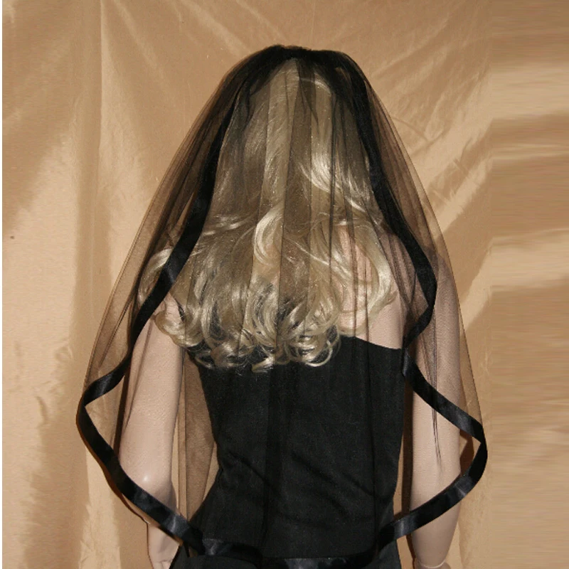 Exclusive Management Bridal Short Veil With Pearls Good Quality