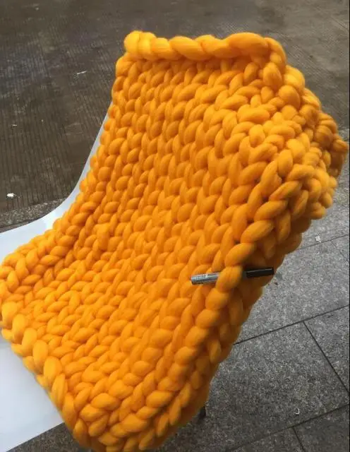 2x2M Hand Chunky Knitted Blanket Large Soft Warm Winter Bed Sofa Blanket Thick Yarn Merino Wool Bulky Knitting Blanket - Цвет: Yellow