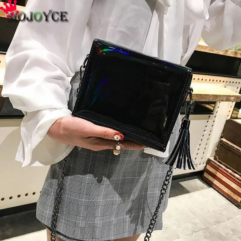 2019 New Hologram Laser Messenger Chain Bag Women Tassels Shoulder Crossbody Handbag Fashion Trend Wild Package Small Square Sac