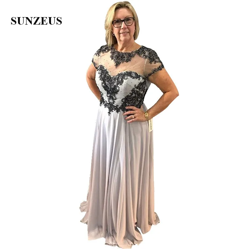 Lange Chiffon Moeder Van De Bruid Jurk Met Zwarte Applicaties A-lijn Cap Mouwen Lady Wedding Party Jurken Moeder Formele Kleding Lange Chiffon Moeder Van De Bruid Jurk Met Zwarte Applicaties A-lijn Cap Mouwen Lady Wedding Party Jurken Moeder Formele Kleding