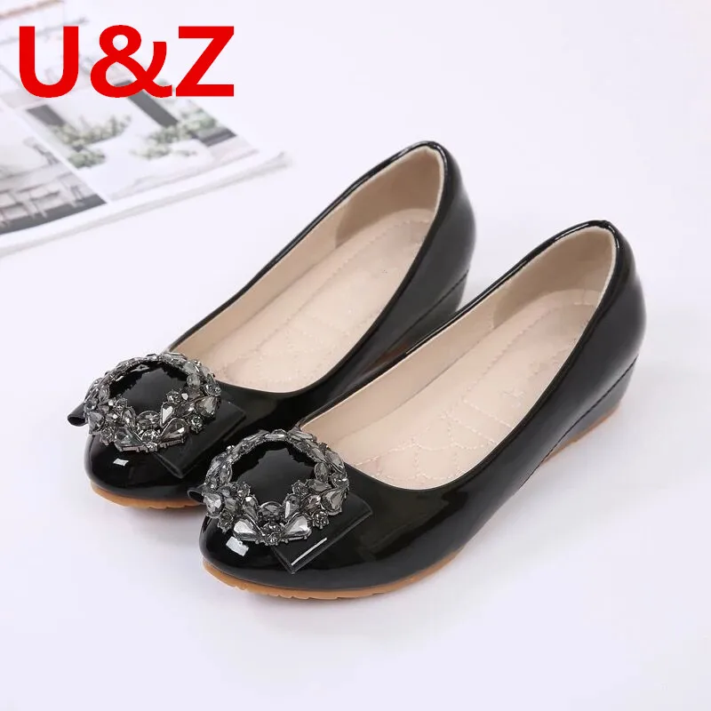 durable office shoes