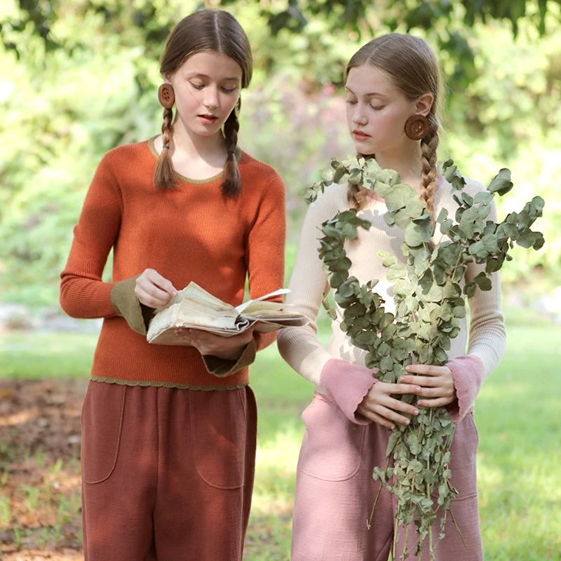

LYNETTE'S CHINOISERIE Spring Autumn Original Design Women Sweet Maiden Color Contrast Basic Sweater