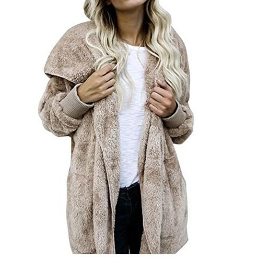 Меховая куртка женская. Кожаное пальто с мехом. Кожаное пальто с мехом. Шубка искусственный мех. Короткая меховая куртка.