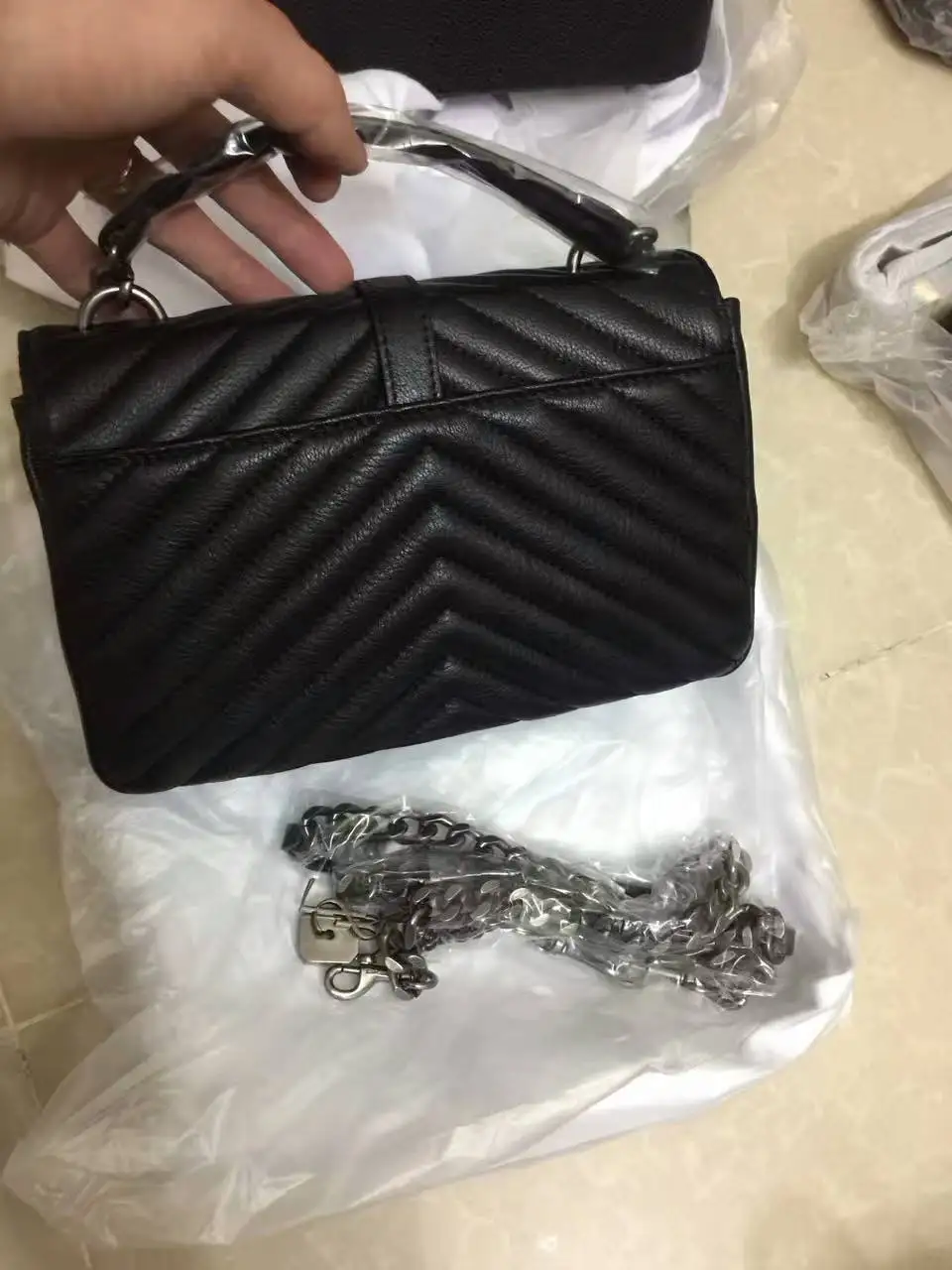 bolsos mujer de marca famosa 2017 Leather Handbag High Quality V pattern Lambskin Chain Quilted Bags