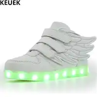 ใหม่ส่องสว่างรองเท้าเด็กรองเท้าผ้าใบเรืองแสงกีฬานักเรียนแสงรองเท้าLEDลำลองชายหญิงเด็กหนังPUรองเท้าแฟลต018