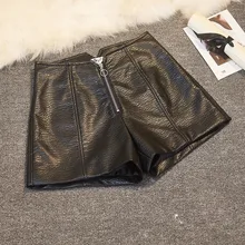 SexeMara Women Autumn Winter PU Leather Shorts High Waist Casual Wide Leg Shorts Cool Punk Style Leather shorts Outerwear Short SexeMara Women Autumn Winter PU Leather Shorts High Waist Casual Wide Leg Shorts Cool Punk Style Leather shorts Outerwear Short