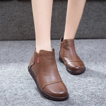 

2019 Newest Winter Plus Velvet Snow Boots Ankle Boots Soft Bottom Soft Genuine Leather Shoes Woman Boots Flat Casual Shoes Boots
