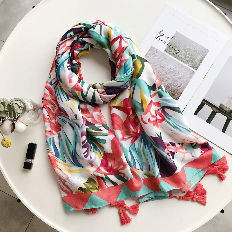

2019 Newest Women Floral Print Cotton Tassel Scarves And Shawls Flower Beach Wrap Hijab Scarf Wholesale 10pcs/lot Free Shipping