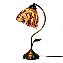 " Европейский ретро розовый узор витражный стеклянный стол огни прикраватная лампа для чтения ночник домашние декоративные светильники Освещение TL175