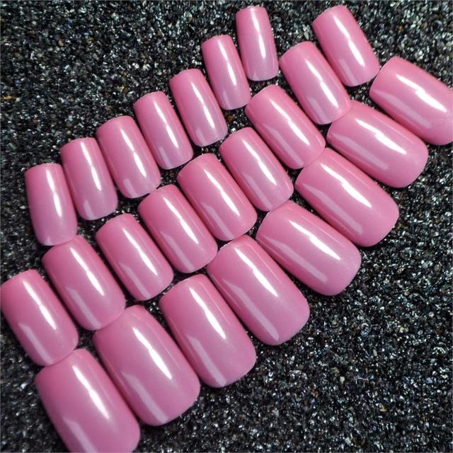 Fake Nails Faux Ongles UV Effect False Nails Full Cover Medium Square Press on Artificial Nail Art Manicure Accessories