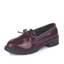 Новинка года; женские оксфорды из лакированной кожи; женские слипоны на плоской подошве; обувь на платформе; женские броги с бантиком; обувь на толстой подошве; однотонные черные лоферы