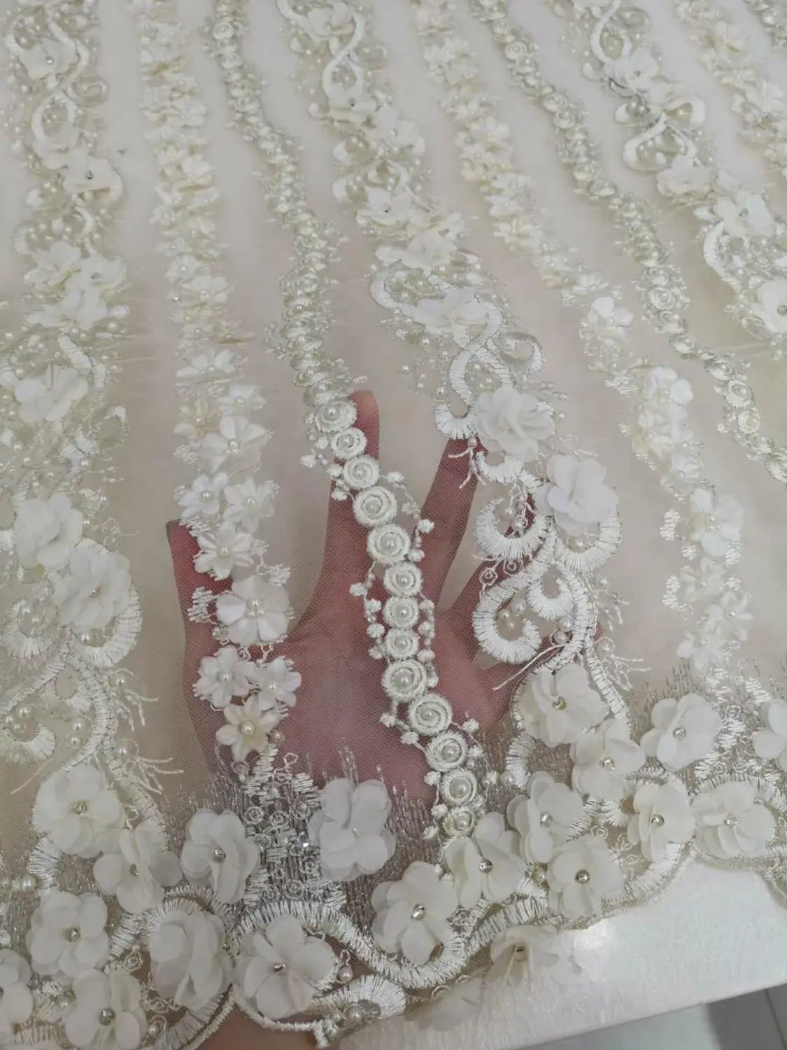 

african lace fabric 2019 high quality lace3d lace fabric in white color