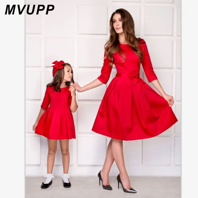 

MVUPP Family Matching Outfits Mommy and me baby girl clothes Autumn with Bow Knot O Neck half-sleeve Velvet wrinkle Party Dress