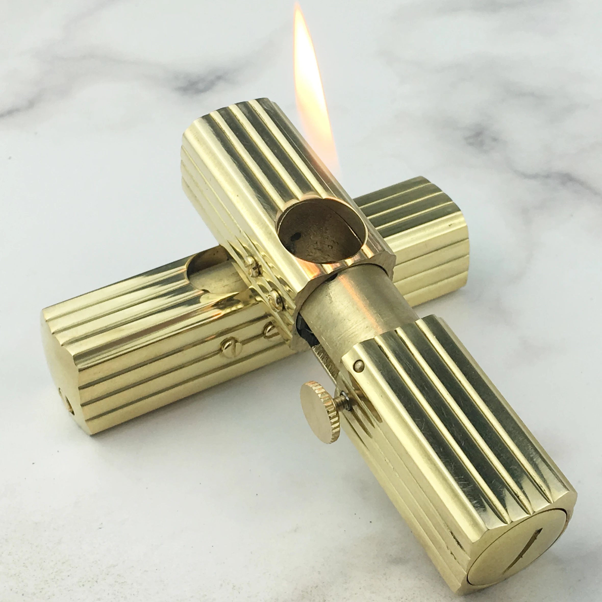 

World War I Vintage Brass Automatic bounce ignition gasoline oil lighter Safety screw Collection Gift 80*18mm 130g