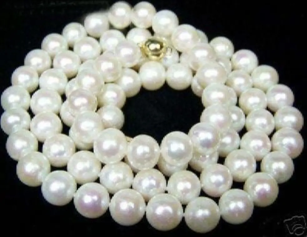 

Natural Cultured Freshwater 8- 9mm White Pearl Necklace 18"