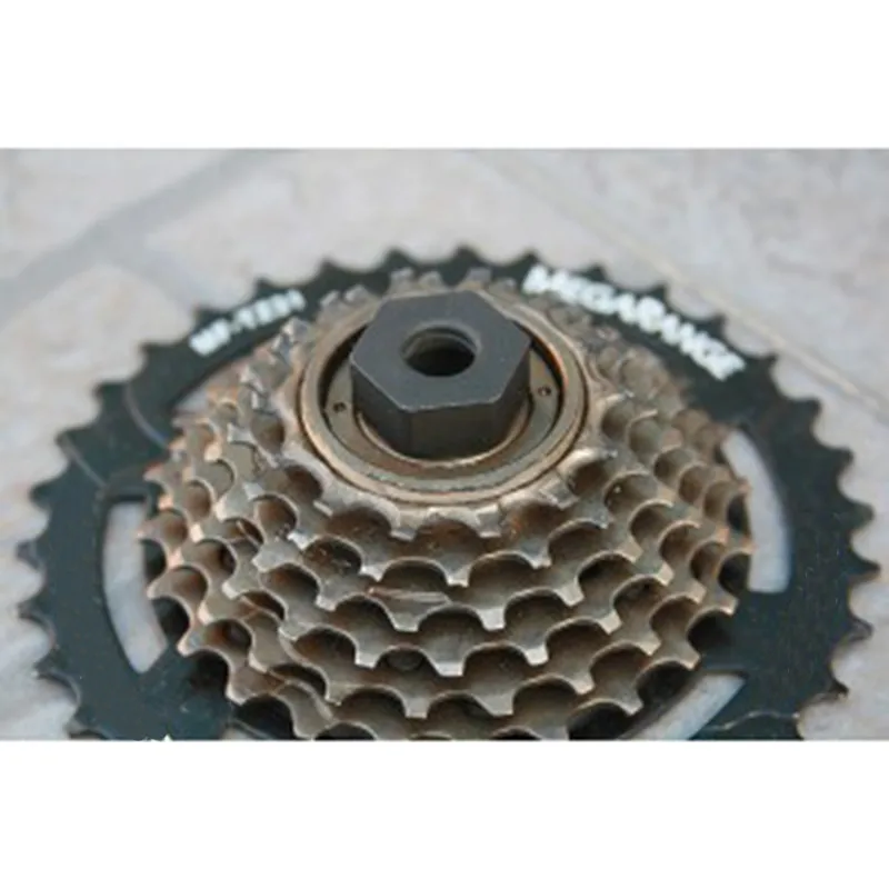 freewheel cassette removal
