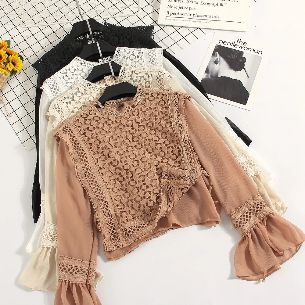 

New Summer Autumn Women Chiffon Blouse Sweet Floral Hollow Out Lace Shirt Flare Sleeve Blouses Blusas Bottoming Short Tops S1251