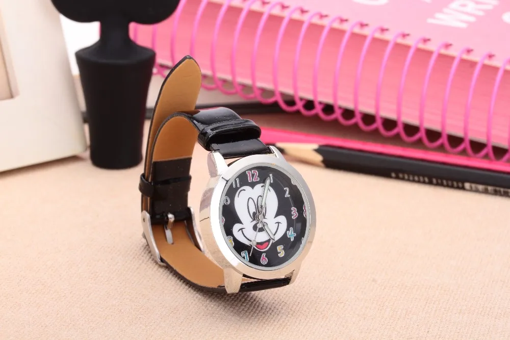 2018 новая мода красочные часы женщины дети мультфильм часы Микки симпатичные часы Прекрасный relogio дети часы