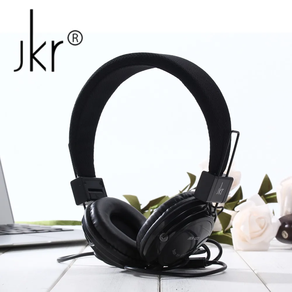 JKR 101 Wired Headphones Stereo Headset listening to music