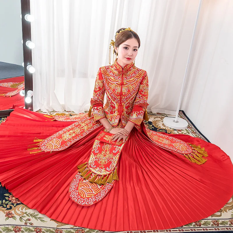 

Gold Tassel Pleated Full Length Dress Women Vintage Stage Performance Cheongsam Exquisite Female Slim Marriage Qipao Vestidos