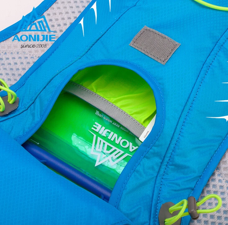 AONIJIE Outdoor Trail Running Marathon Hydration Backpack Lightweight  Hiking Bag With+ 1.5L Hydration Water Bag for Men Women