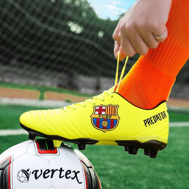 Men's Outdoor Soccer Cleats Shoes Breathable TF Long Spikes Football Boots Training Men Soft Sports Sneakers Shoes Turf Futsal