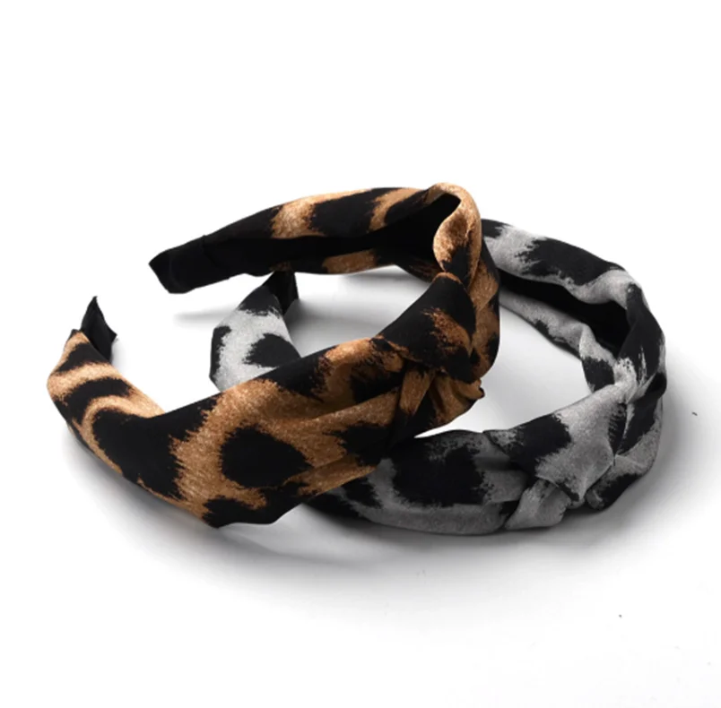 

Bohemian Velvet Leopard Knot Hairband Ladies ethnic Geometric Leopard Pattern Knotted Hairband customized Hair Accessories