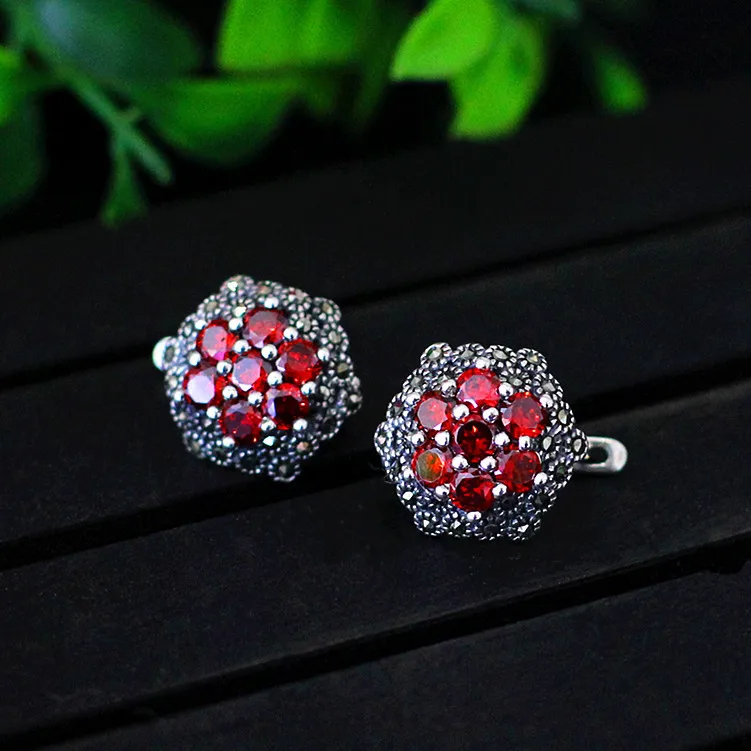 S925 Стерлинговое серебро, ювелирные изделия, опт, тайская тонкая инкрустация, черные женские красивые цветочные серьги, элегантные - Цвет камня: Красный