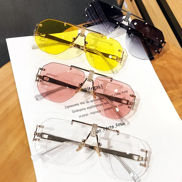 2018-Oversize-Shield-Sunglasses-Visor-Men-Women-One-Peice-Sunny-Windproof-Mask-Sun-Glasses-Flat.jpg_640x640