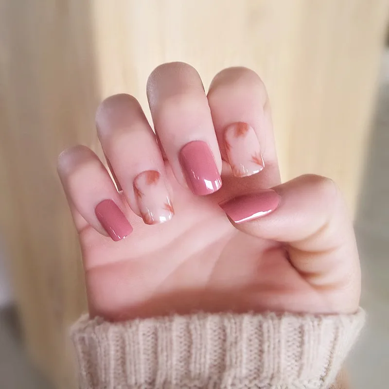 

Elegant 24pcs/set Red bean powder Ink wind style Color jump false nails Short size full nail tips Patch lady art tool bride