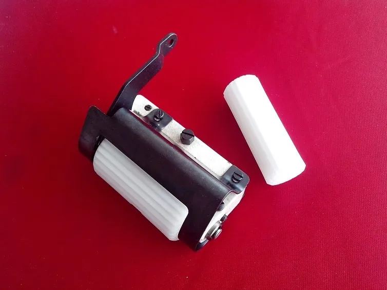 

Multi needle sewing machine accessories car tug VC008 12 pin 28 tooth rubber rear tugboat multi needle rubber Cheney's tug