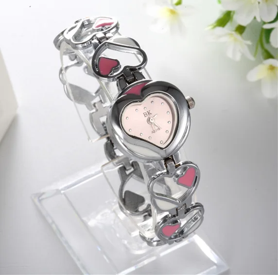 

Women Bracelet Watches Nobler Fashion red heart shape Quartz Top luxury high Quality Wristwatch relogio feminino reloj mujer