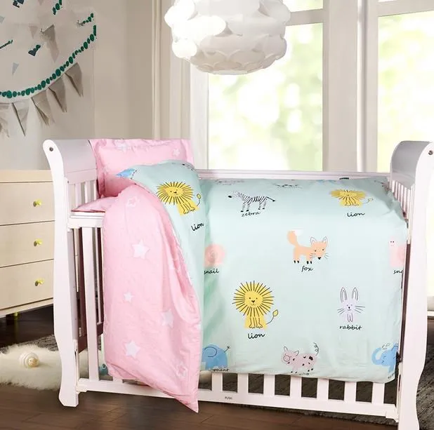 

3Pcs Baby Beddding Sets Soft Breathable Nordic Style Cartoon Comb Cotton Print Bedding Newborn Quilt Cove Bed Sheet Bedding