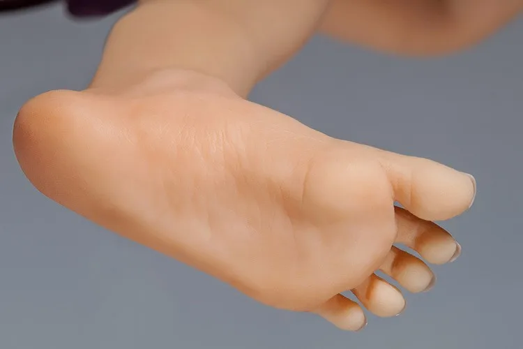 silicone-feet-1