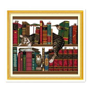 

Kitten handmade DIY embroidery painted cross stitch kit books on the shelves of cat furniture sewing embroidered cotton cloth