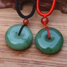 Натуральный зеленый Хотан камень яшма Круглый кулон мира пряжкой кулон Цепочки и ожерелья Для женщин Украшения для мужчин веревки