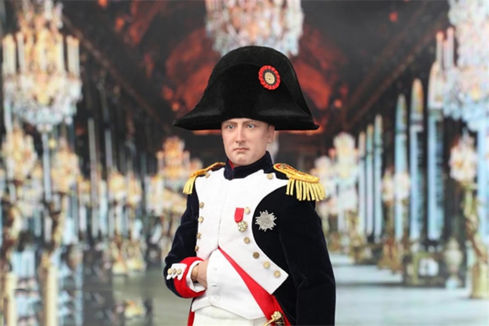 Наполеон vi. Наполеон актер. Наполеон бонапарт маршалы наполеона i. Наполеон 6 букв. Флаг франции 1812 при наполеоне.